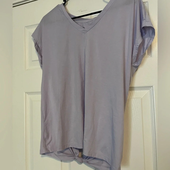 All in Motion Boxy Top with Tie Back - Picture 5 of 8